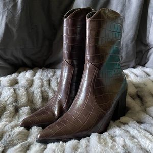 Fashion Nova Brown Snake Skin Boots